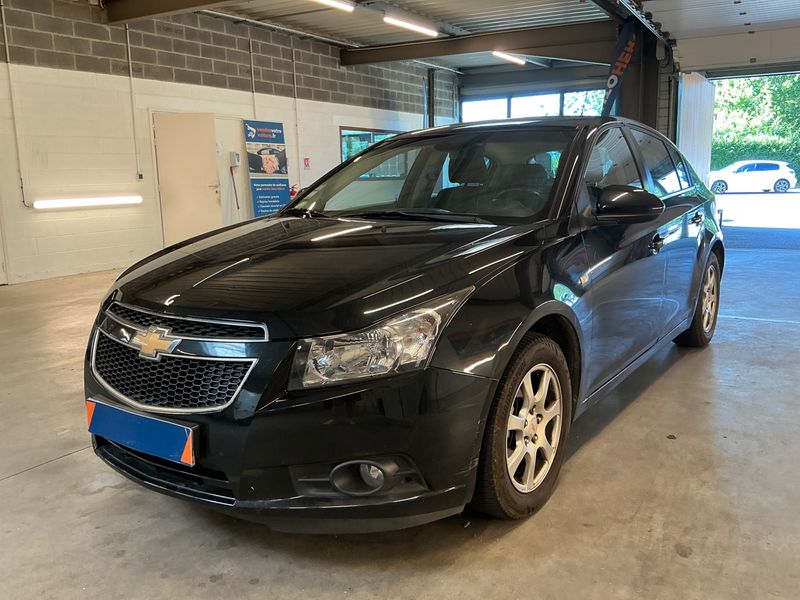 Chevrolet Cruze 2.0 Diesel — 1/8