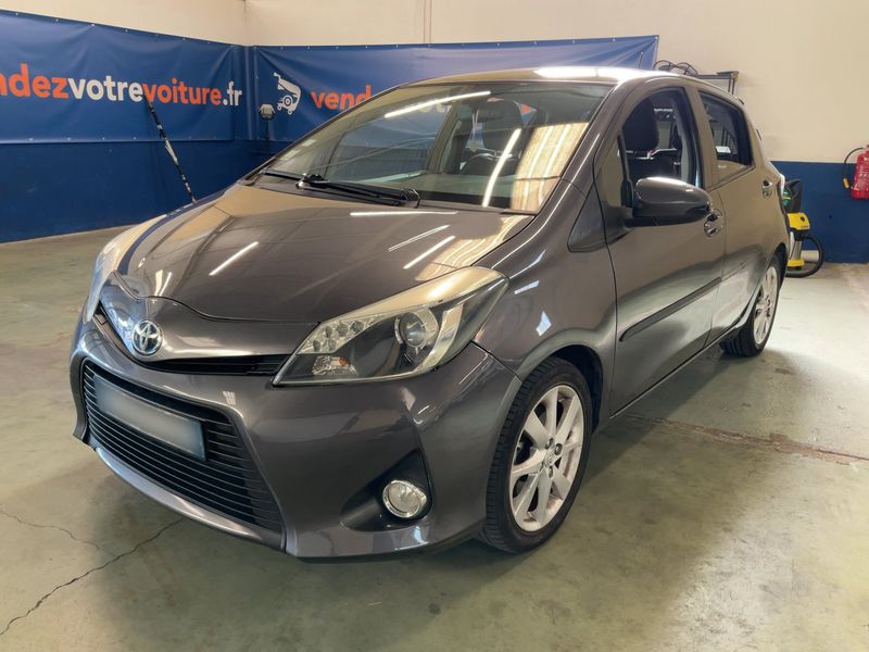 Toyota Yaris 1.5 Hybrid — 1/8