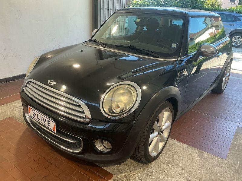 MINI MINI Cooper D — 1/8