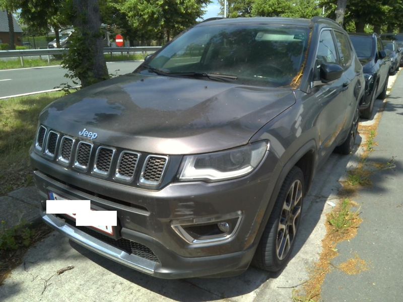 Jeep Compass 1.3 T4 4xe Plug-in Hybrid — 1/8
