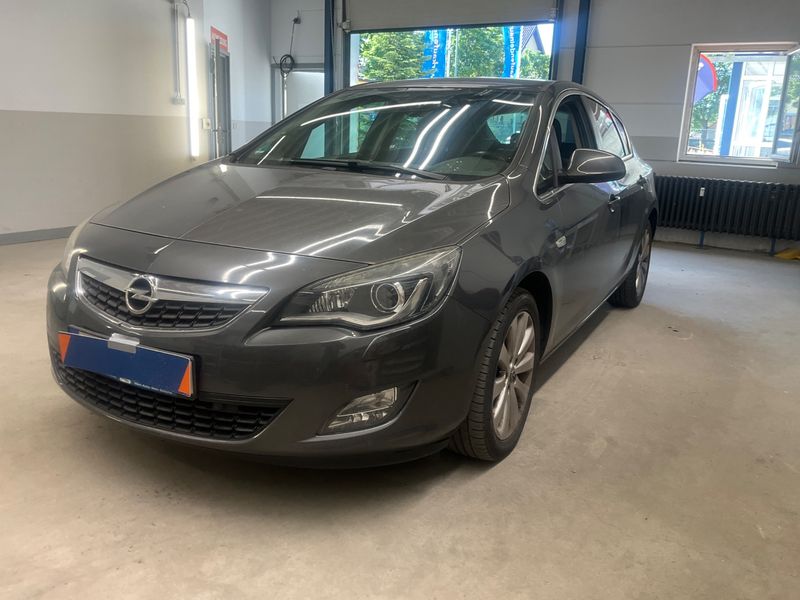 Opel Astra 1.4 Turbo — 1/8