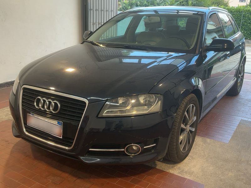 Audi A3 Sportback 1.6 TDI — 1/8