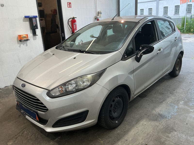 Ford Fiesta 1.6 TDCi — 1/8