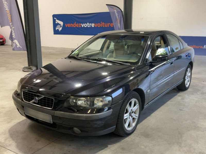 Volvo S60 2.4 — 1/8
