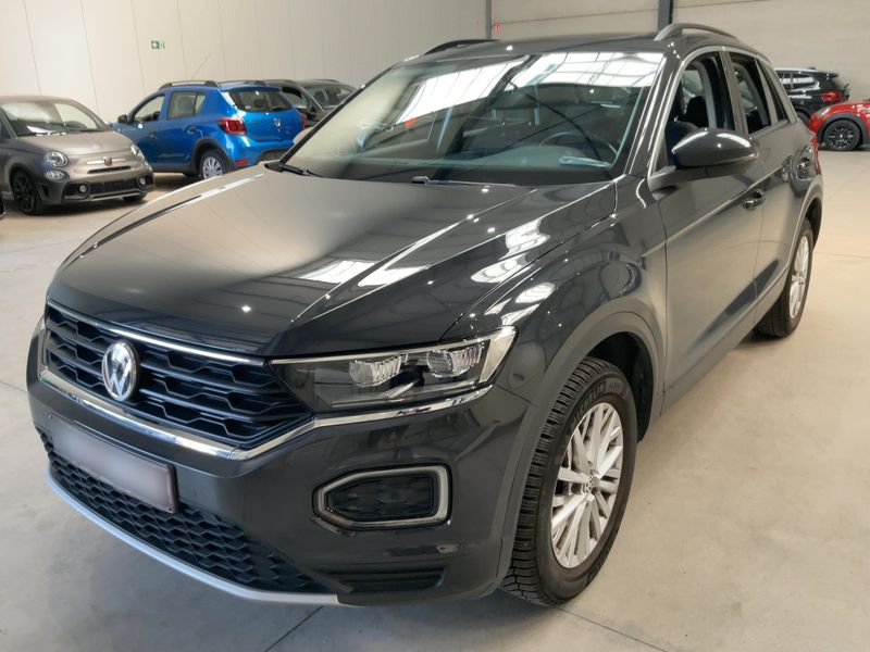 Volkswagen T-Roc 1.5 TSI ACT — 1/8