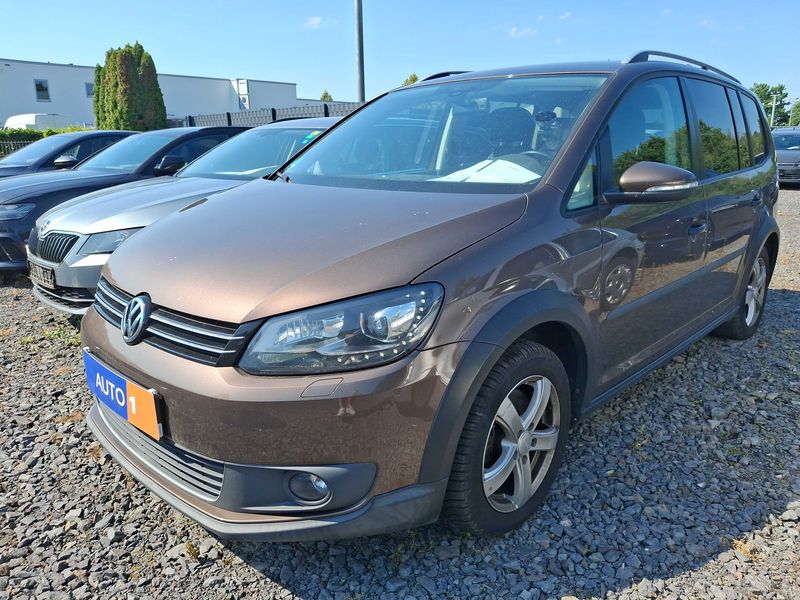 Volkswagen Touran 2.0 TDI — 1/8