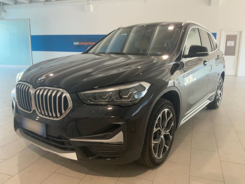 BMW X1 sDrive 18d — 1/8