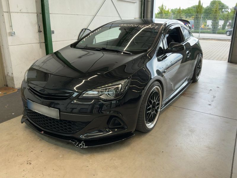 Opel Astra GTC 2.0 Turbo — фото 1