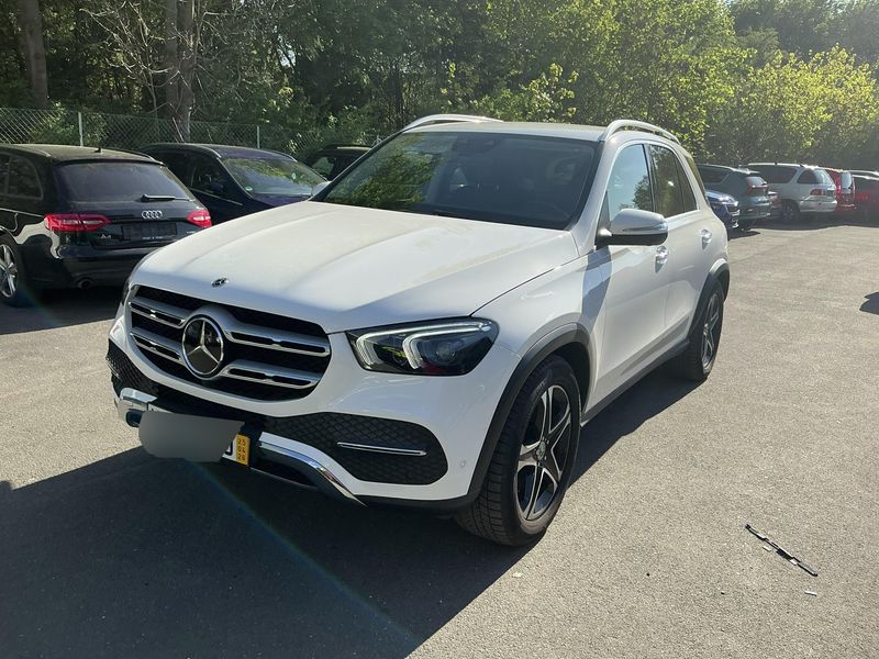 Mercedes-Benz GLE-Klasse GLE 350e — 1/8