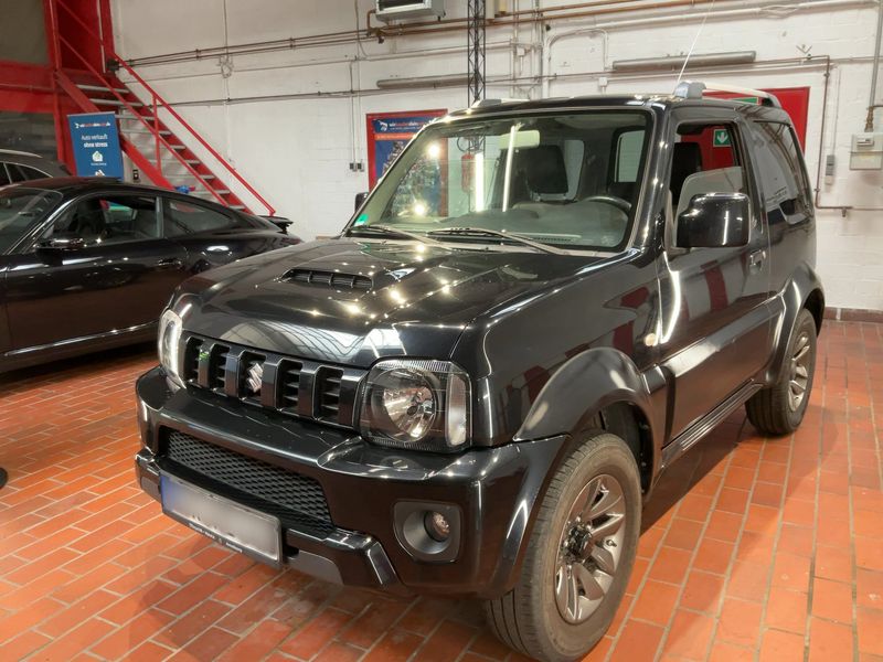 Suzuki Jimny 1.3 — 1/8