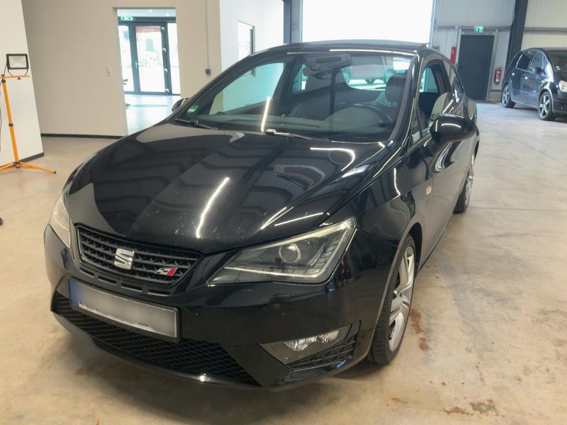Seat Ibiza 1.8 TSI — 1/8