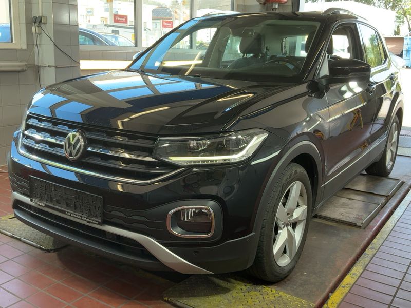 Volkswagen T-Cross 1.0 TSI — 1/8
