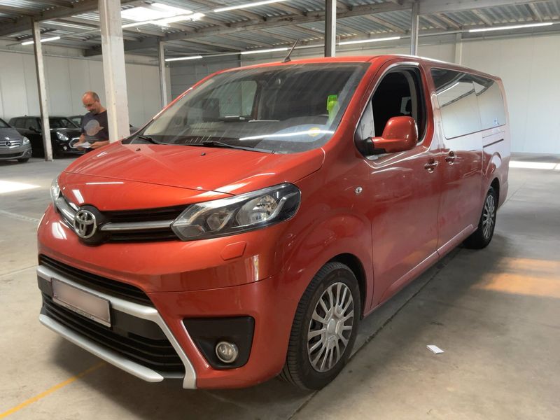 Toyota ProAce Verso 2.0 D-4D — 1/8