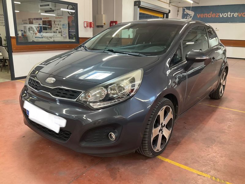 Kia Rio 1.4 — фото 1