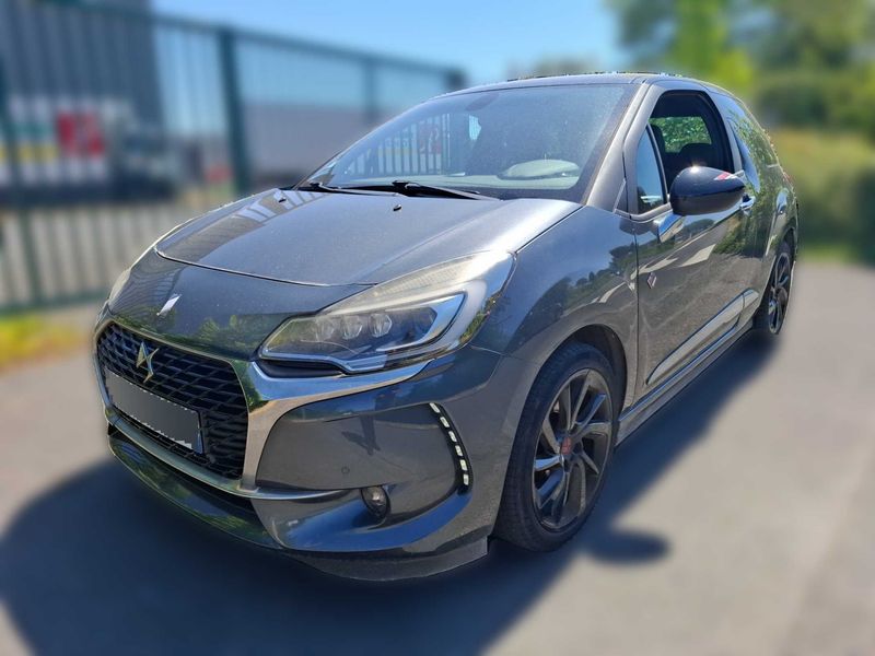 DS Automobiles DS3 1.6 THP — 1/8