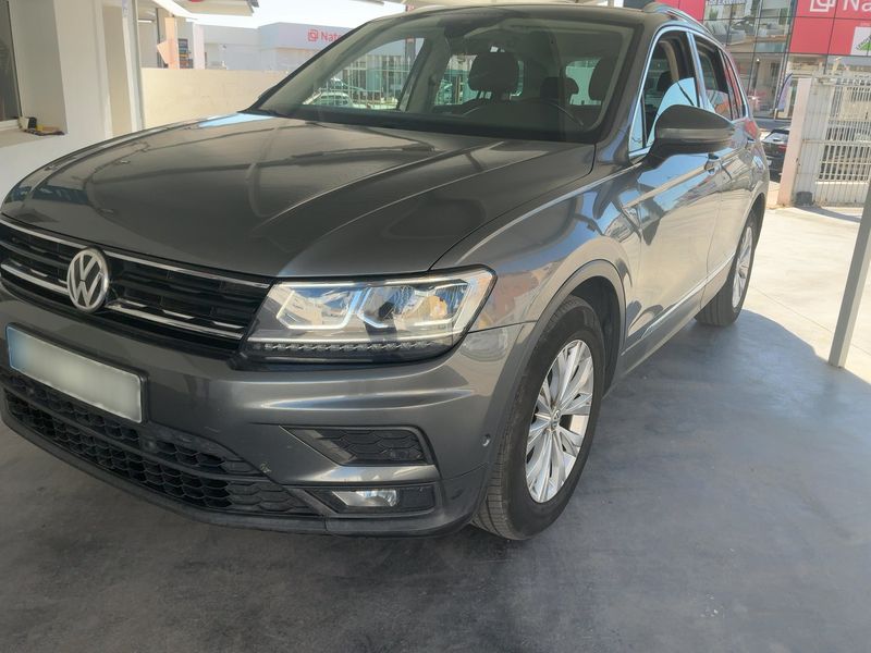 Volkswagen Tiguan 2.0 TDI — 1/8