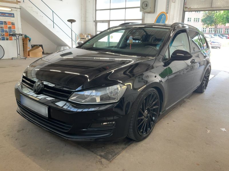 Volkswagen Golf VII 1.2 TSI — 1/8