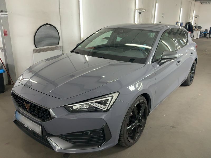 Cupra Leon 2.0 TSI — 1/8