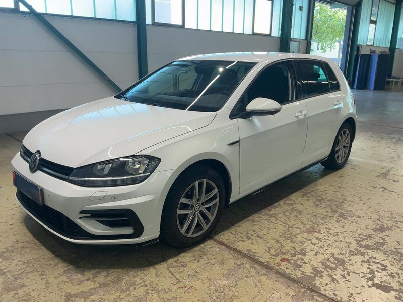Volkswagen Golf VII 2.0 TDI — 1/8