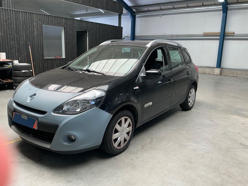 Renault Clio 1.5 dCi — 1/8
