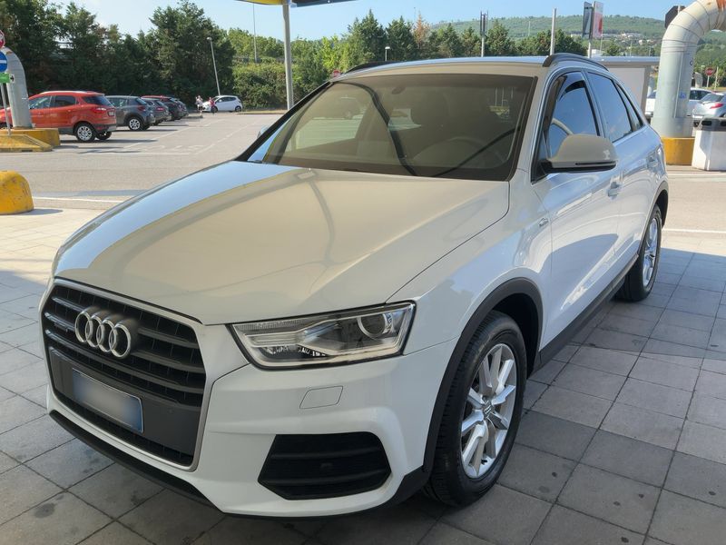 Audi Q3 2.0 TDI — 1/8