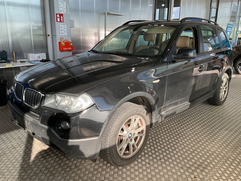 BMW X3 2.0d — 1/8