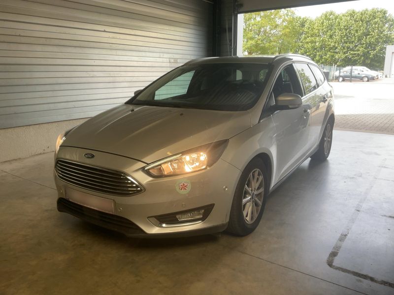Ford Focus 2.0 TDCi — 1/8