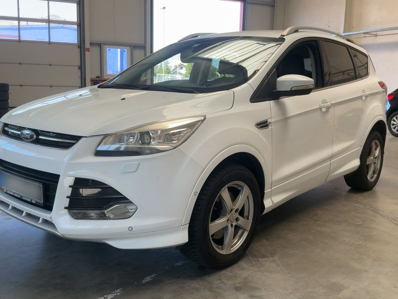 Ford Kuga 2.0 TDCi — 1/8