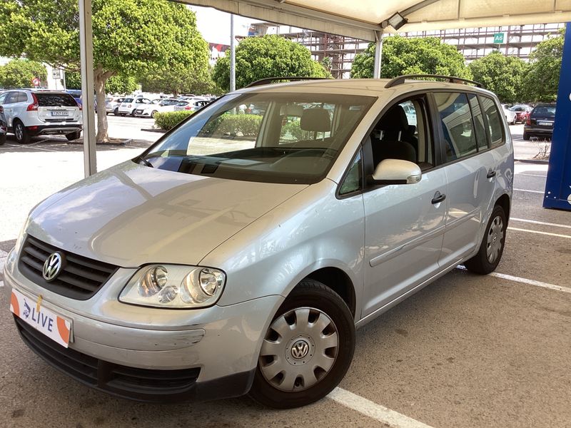 Volkswagen Touran 1.9 TDI — фото 1