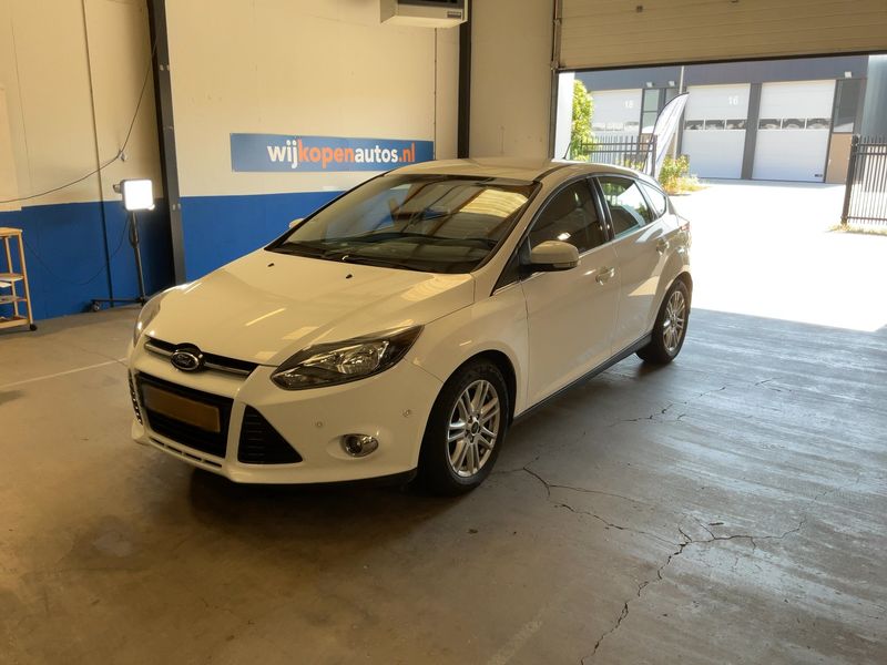 Ford Focus 1.0 EcoBoost — 1/8