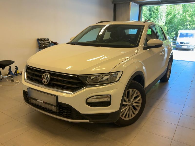Volkswagen T-Roc 1.0 TSI — 1/8