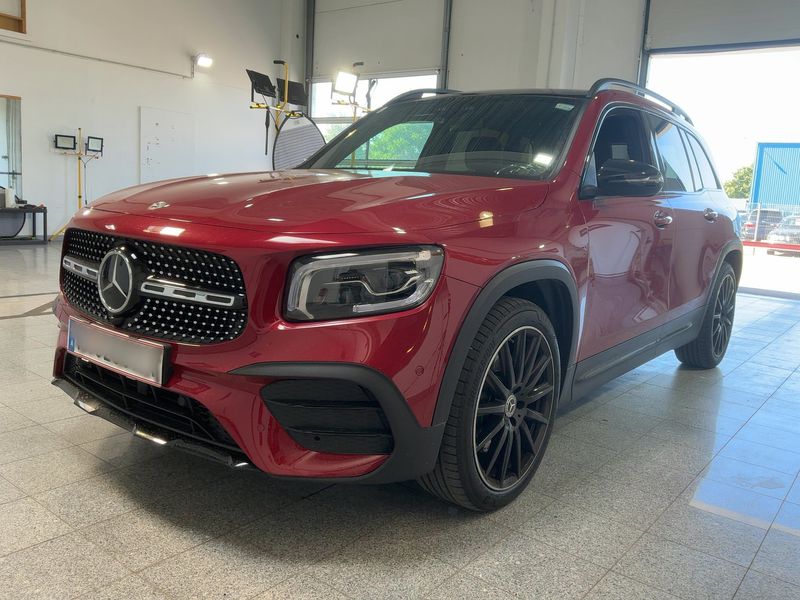 Mercedes-Benz GLB-Klasse GLB 250 — 1/8