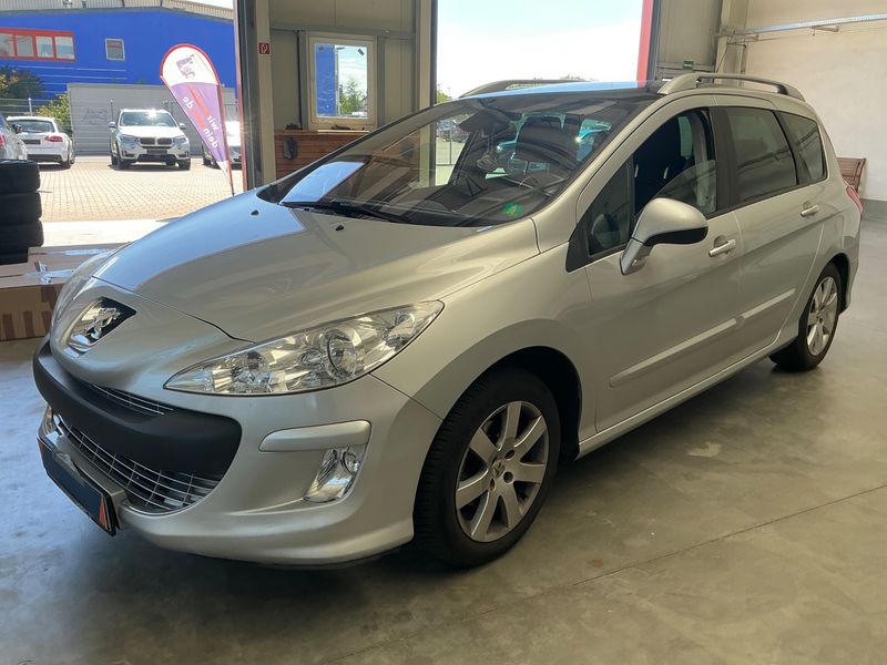 Peugeot 308 1.6 — 1/8