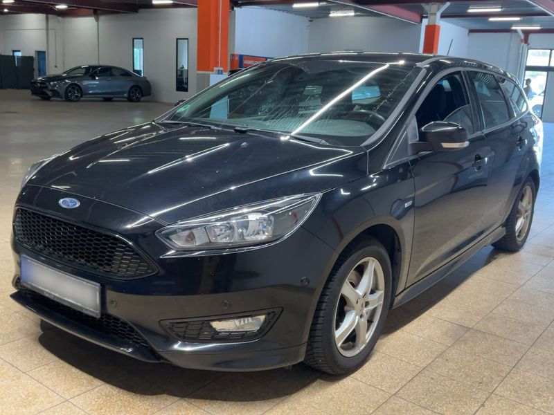 Ford Focus 1.5 EcoBoost — фото 1