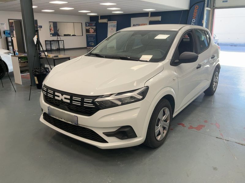 Dacia Sandero 1.0 SCe — 1/8