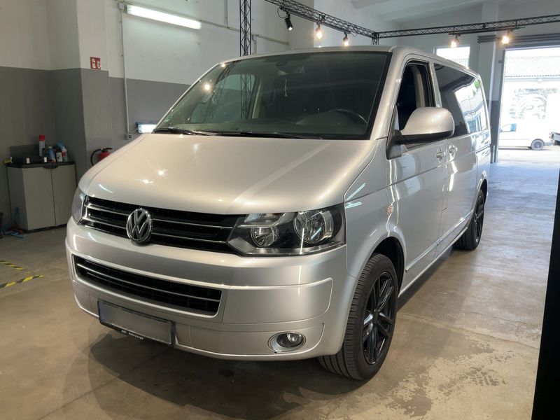 Volkswagen T5 Multivan 2.0 TDI — 1/8