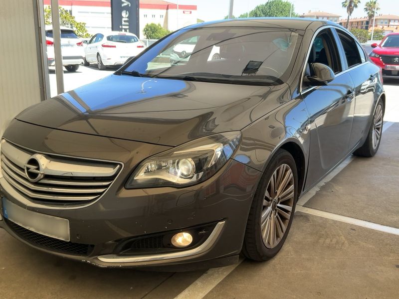 Opel Insignia 2.0 CDTI — 1/8
