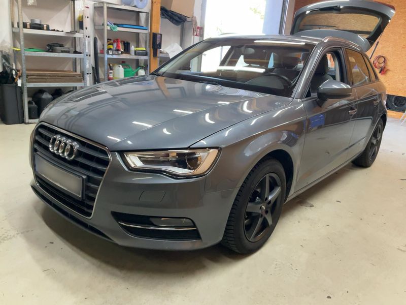 Audi A3 Sportback 2.0 TDI — 1/8