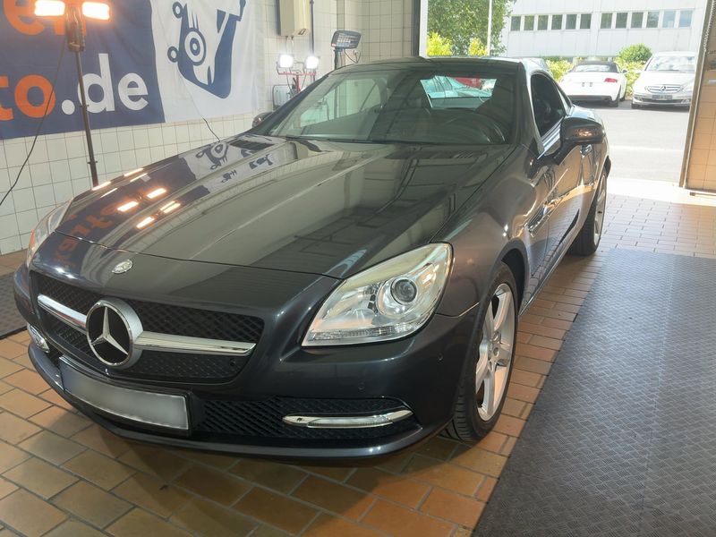 Mercedes-Benz SLK-Klasse SLK 200 — 1/8