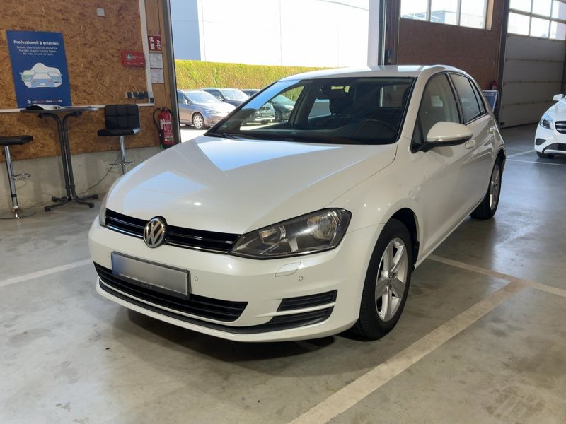 Volkswagen Golf VII 1.2 TSI — 1/8