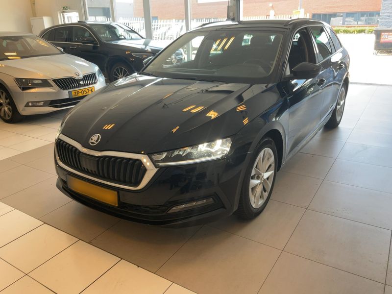 Skoda Octavia 1.0 TSI e-TEC — 1/8