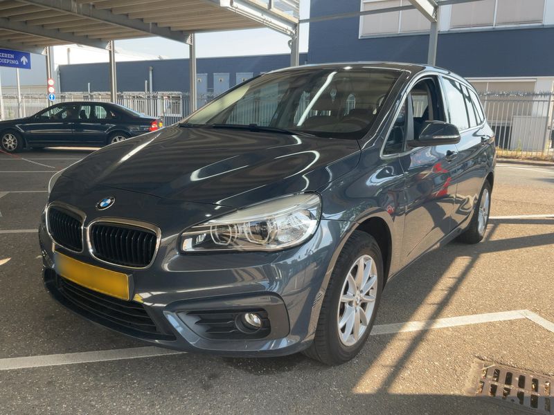BMW 2er 216i Gran Tourer — 1/8