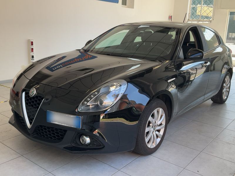 Alfa Romeo Giulietta 1.6 JTD — 1/8