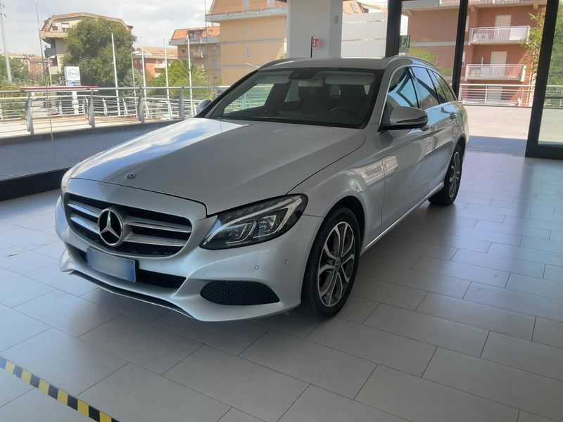 Mercedes-Benz C-Klasse C 220 d — фото 1