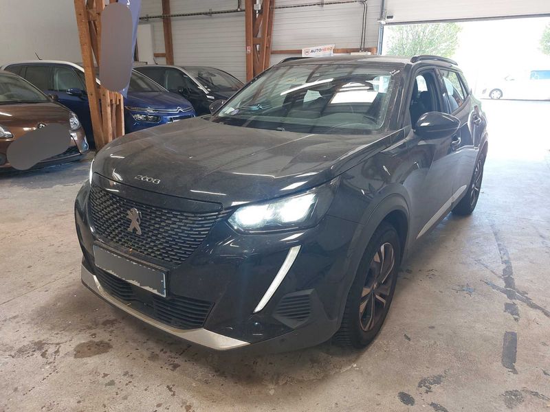 Peugeot 2008 1.2 PureTech — 1/8