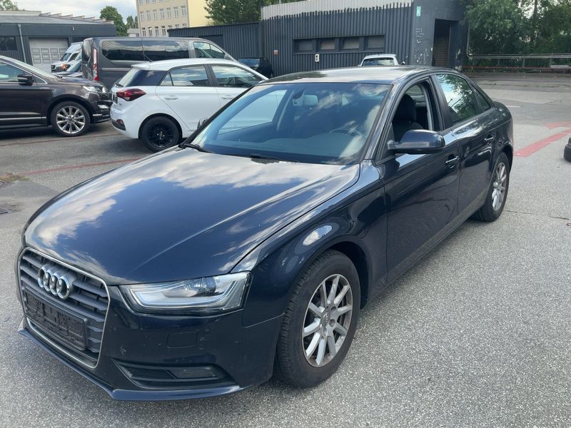 Audi A4 1.8 TFSI — 1/8