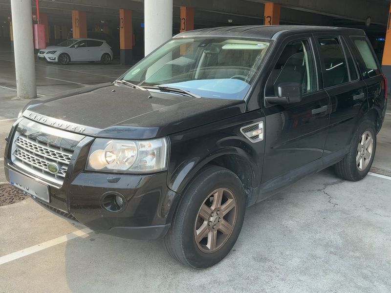Land Rover Freelander 2.2 Td4 — 1/8
