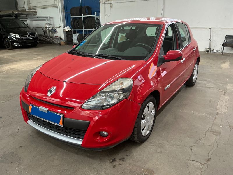Renault Clio 1.2 — 1/8