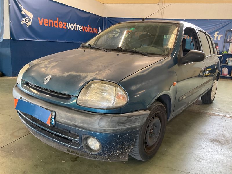 Renault Clio 1.4 — 1/8