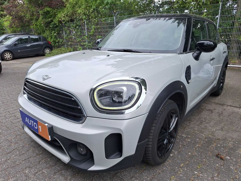 MINI Countryman Cooper — 1/8